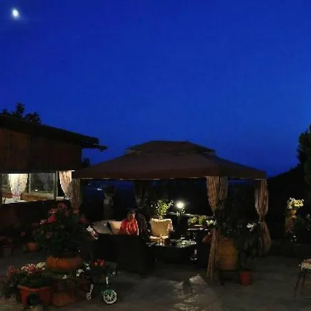 게스트하우스 Lavanda With Bath And Breakfast Included *